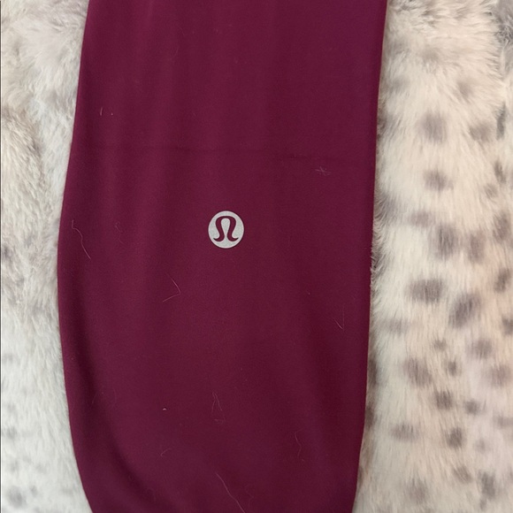Lululemon Burgundy Leggings - Picture 2 of 3